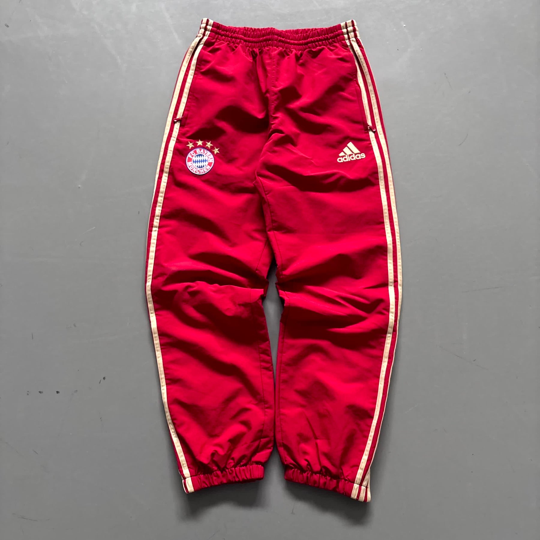 Adidas x FC Bayern Chaqueta retro 2012/13 - Fut Latino MX