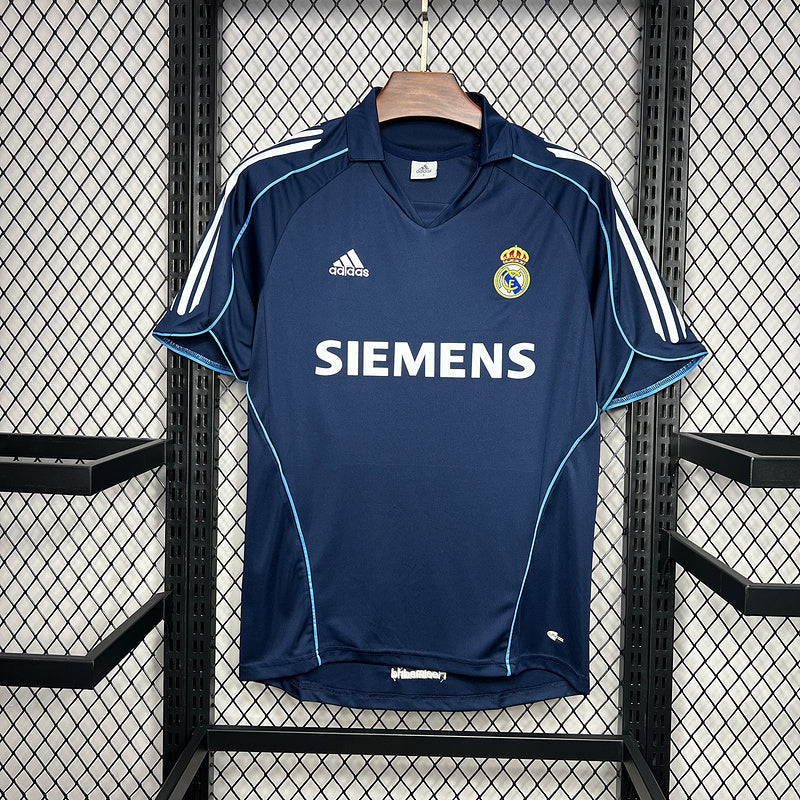 Camiseta Real Madrid ll Retro 2005/06 - Fut Latino MX