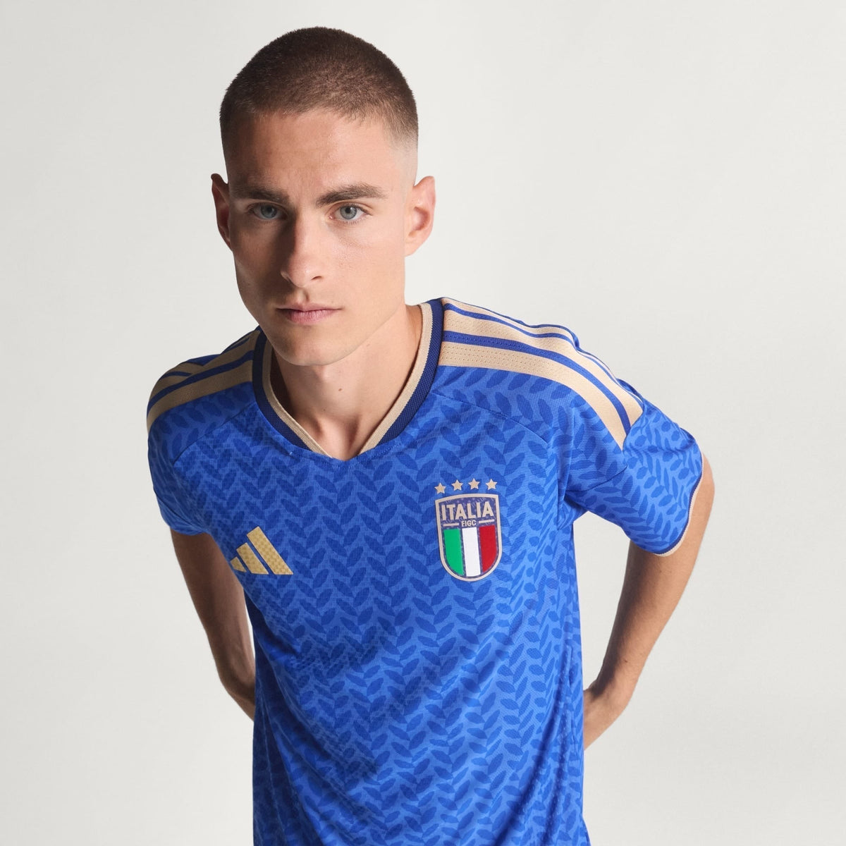 Camiseta Italia 2026 Versión jugador Local Mundial - Fut Latino MX