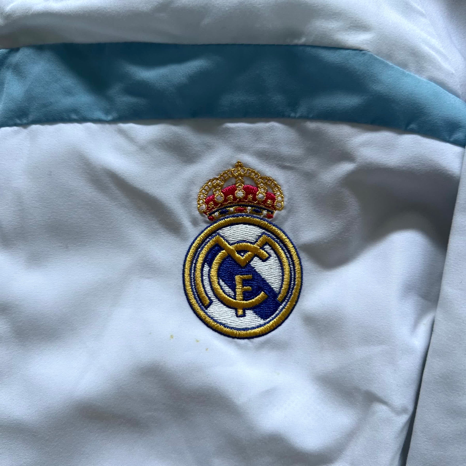 Adidas x Real Madrid Chaqueta retro 2010/11 - Fut Latino MX