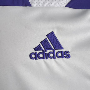 Camiseta do Real Madrid Retro 2007/08 Local - Fut Latino MX