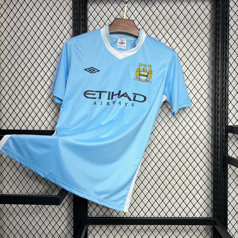 Camiseta Manchester City l Retro 2011/12 - Fut Latino MX