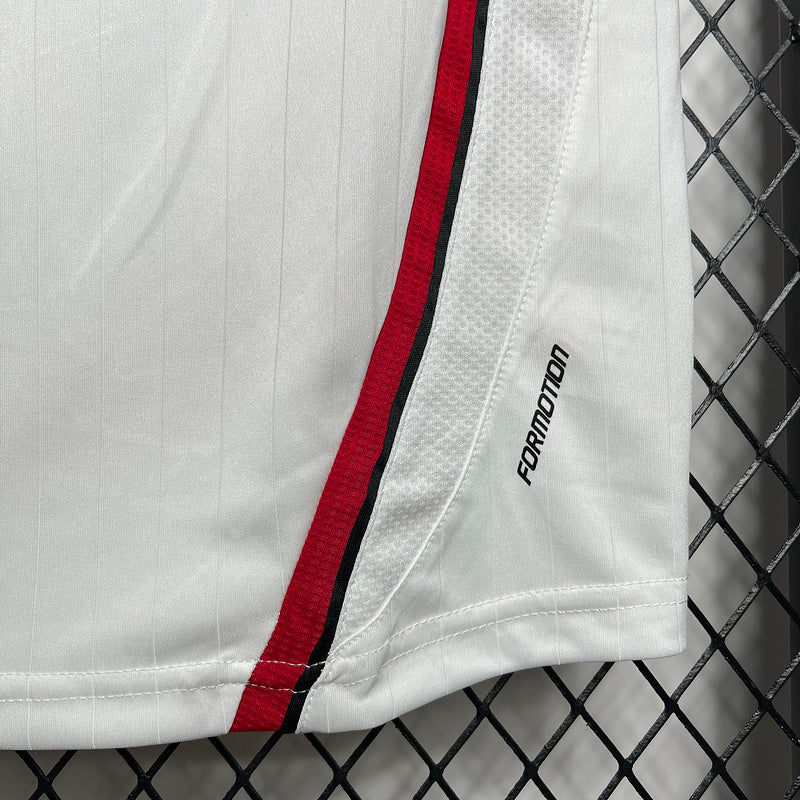 Camiseta Milan ll Retro 2006/07 - Fut Latino MX