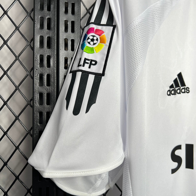Camiseta Real Madrid l Retro 2005/06 - Fut Latino MX