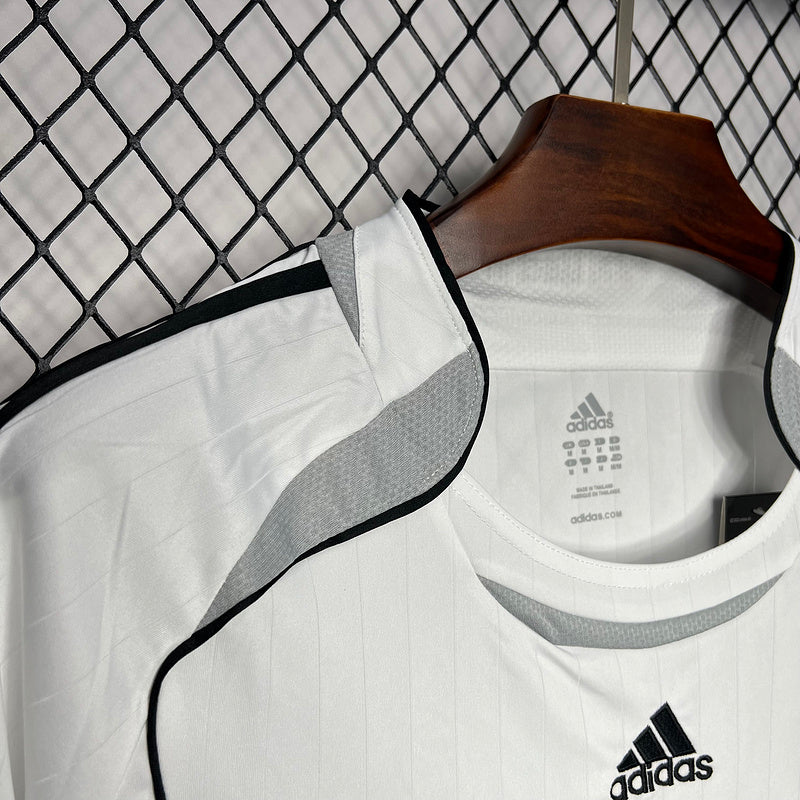 Camiseta Real Madrid l Retro 2006/07 - Fut Latino MX