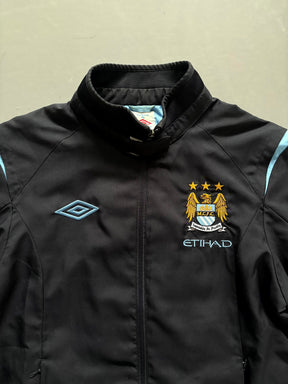 Umbro x Manchester City Chaqueta retro 2011/12 - Fut Latino MX